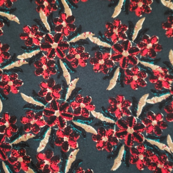 NWOT LuLaRoe buttery soft TC leggings - Picture 2 of 5